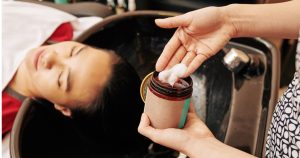 Existen fórmulas que extraen de la naturaleza lo que tu cabello necesita. ¿Mascarillas caseras para el cabello o fórmulas profesionales?